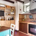 \'Cabbanna 28, Ortigia